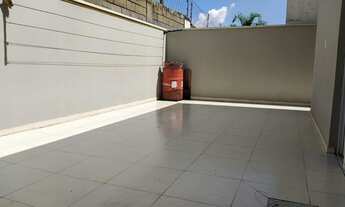 Imagem 3: OPORTUNIDADE NO COND. GOLDEN PARK EM HORTOLÂNDIA, CASA TÉRREA COM 3 SUITES, VARANDA GOURME