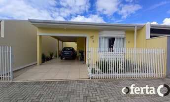 Imagem: Casa à venda com 2 dormitórios em Centro