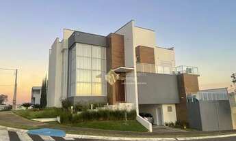 Imagem: Linda casa com localização privilegiada