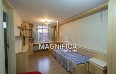 Imagem 4: Casa Térrea Que tal morar em um magnífico imóvel localizado em um dos melhores bairro de C