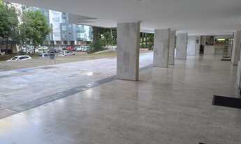 Imagem 2: Apartamento com 2 dormitórios para alugar, 60 m² por R$ 2.936,50/mês - Asa Norte - Brasíli