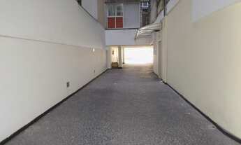 Imagem 2: Apto no Paraíso, em andar alto com 3 dormitórios sendo uma suíte e box com 2 vagas de gara