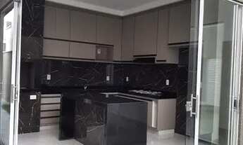 Imagem 3: Casa de condomínio para venda possui 134 metros quadrados com 3 quartos