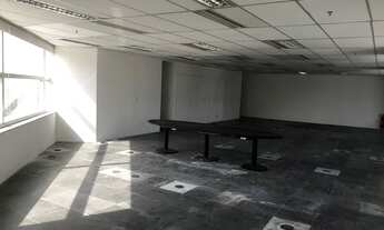 Imagem 1: Conjunto para locação na Vila Olímpia, São Paulo, SP. Conta com 160m² de área útil e 7 vag