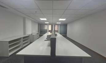 Imagem 7: Sala Comercial com 250m² no Centro da Cidade!