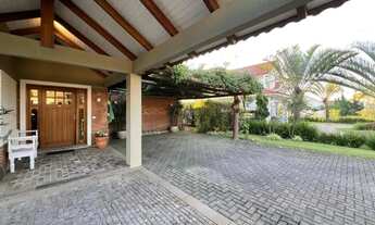 Imagem 3: Casa mobiliada e decorada com 04 suítes á venda no Condomínio Green Village Golf Xangri-lá