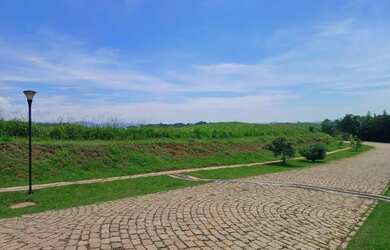 Imagem 6: Imóvel para venda tem 1318 metros quadrados em Condomínio Espelho Dágua - São José dos C