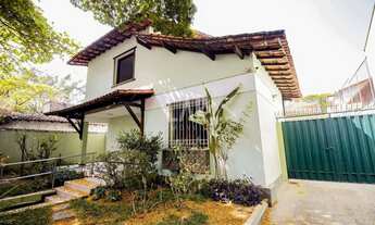 Imagem: Casa à venda, 4 quartos, 1 suíte, 6 vagas