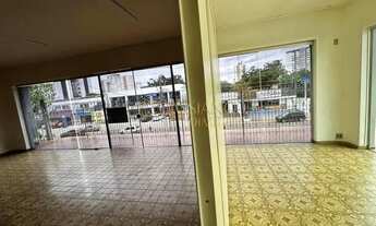 Imagem 2: Casa térrea para locação de 220m² 03 dormitórios, sendo 01 suíte e 04 vagas de garagem