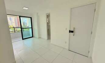 Imagem 2: Apartamento para aluguel com 51 metros quadrados com 2 quartos em Madalena - Recife - PE