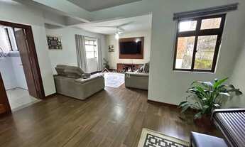 Imagem 4: Casa residencial à venda no bairro Itacorubi com 396 m² e 4 dormitórios/quartos