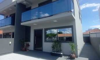 Imagem 2: Sobrado a 500m da Praia do Sonho Palhoça