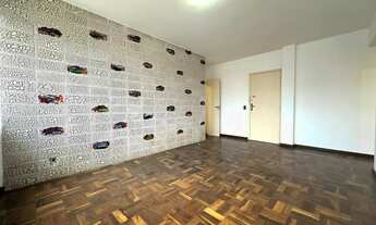 Imagem 2: Apartamento de 85m² com 2 quartos no Centro Cívico