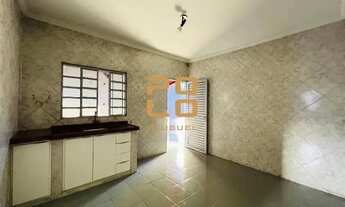 Imagem 4: Casa para alugar na Rua G3, no bairro Goiá, em Goiânia-GO