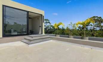 Imagem 2: CASA DE ALTÍSSIMO PADRÃO COM 4/4 SENDO 2 SUÍTES, PORTEIRA FECHADA, NA RESERVA SAPIRANGA