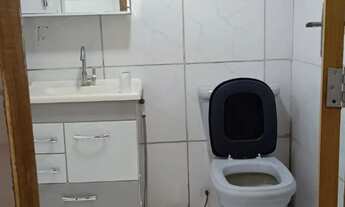 Imagem 5: Vendo 2 casas com quintal grande e garagem pra vários carros