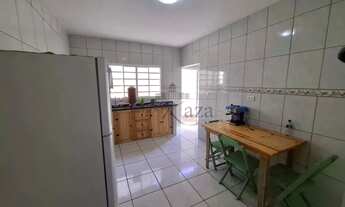 Imagem 5: Oportunidade - Casa - Bosque dos Eucaliptos - 2 Dormitórios - 71m²
