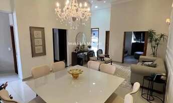 Imagem: Casa de Luxo à Venda no Cond. Village Damha