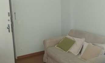 Imagem 5: Kitnet VENDA 33 m2. sofá, rack, geladeira e fogão. Laminado, arm. embut. Poliedro / HEXA