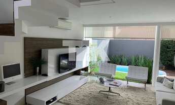 Imagem 4: Casa Residencial de 3 suítes com piscina- Balneário Camboriú - SC