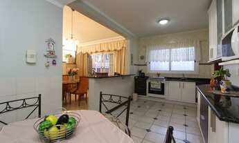 Imagem 7: Casa para venda com 298 metros quadrados com 4 quartos em Jardim Itu - Porto Alegre - RS