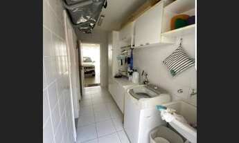 Imagem 2: Excelente imóvel de alto padrao para venda possui 219 metros quadrados de área construí