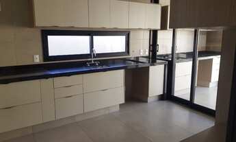 Imagem 3: Casa de condomínio sobrado para venda tem 395 metros quadrados com 4 suítes