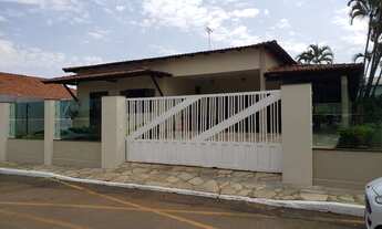 Imagem 1: Casa RUA 10 de condomínio para venda tem 308 metros quadrados com 4 quartos