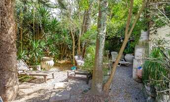 Imagem 1: Linda casa com 4 quartos, 1 suíte em Rua tranquila e arborizada no Morumbi - São Paulo - S