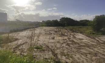 Imagem 2: Lote/Terreno para venda possui 1400 metros quadrados