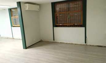 Imagem 2: PETRóPOLIS - Casa Padrão - Centro