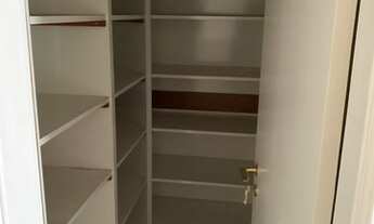 Imagem 7: Apartamento para aluguel e venda tem 260 metros quadrados com 4 quartos