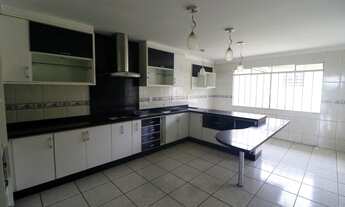 Imagem 2: Casa 3 quartos, 3 salas, cozinha integrada, 2 banheiros no bairro Jardim Los Angeles