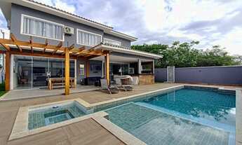 Imagem 2: Casa à venda com 5 quartos dentro de condomínio na Baia Formosa - Búzios