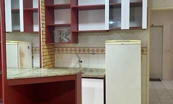 Imagem 6: Apto mobiliado de 01 dormitório de casal com sacada, bwc completo, sala com mesa com cadei