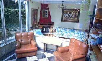 Imagem: CASA NA PENHA - 6 QUARTOS - 400M² - POR