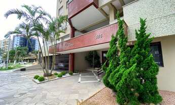 Imagem: Apartamento com vista para o mar com sacada