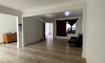 Imagem 6: Linda Casa em Atibaia com 3 dormitorios, piscina, proximo a av Lucas Nogueira Garcez