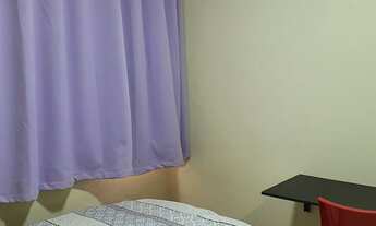 Imagem: Quarto moça estudante e/ou trabalhe