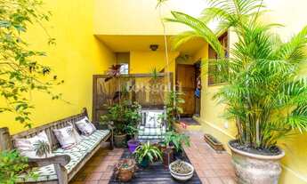 Imagem: UMA CASA DE BEM COM A VIDA!