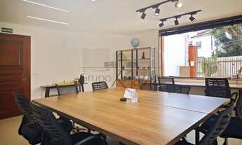 Imagem 3: Casa de Rua Fechada - 3 Dormitórios - Com 3 Pavimentos- 300 m2