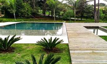 Imagem 3: Imóvel diferenciado, toda em madeira de demolição e acabamento incomparável