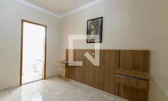 Imagem 2: Casa para Aluguel - Vila Tibério, 2 Quartos, 150 m2