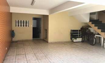 Imagem 2: Sobrado para venda tem 250 metros quadrados com 3 quartos em Parque Peruche - São Paulo