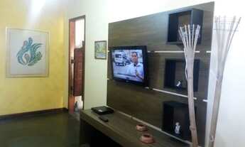 Imagem: Prédio em frente a praia