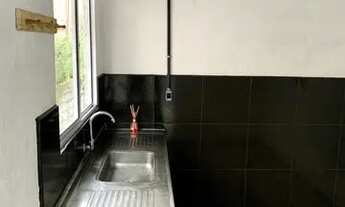 Imagem 3: Casa independente com 3 cômodos, amplo terreno em Embu das Artes