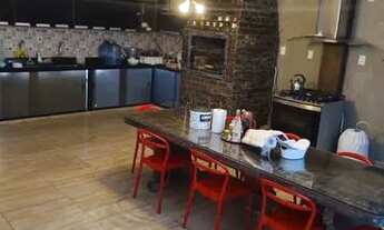 Imagem 7: Condomínio Cidade Jardim 1, casa com 4/4 sendo 3 suítes, 2 vagas de garagem