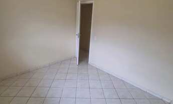 Imagem 6: Apartamento em Zé Garoto em rua fechada