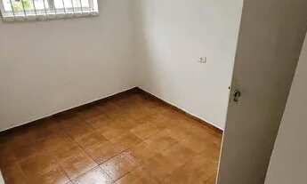 Imagem 4: VENDE OU ALUGA Casa com 3 dormitórios