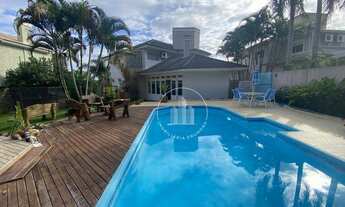 Imagem 2: Casa com 4 dormitórios à venda, 390 m² por R$ 3.500.000,00 - Cacupé - Florianópolis/SC